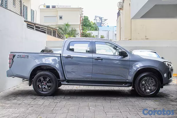 jeepetas y camionetas - Isuzu DMAX 2026 2