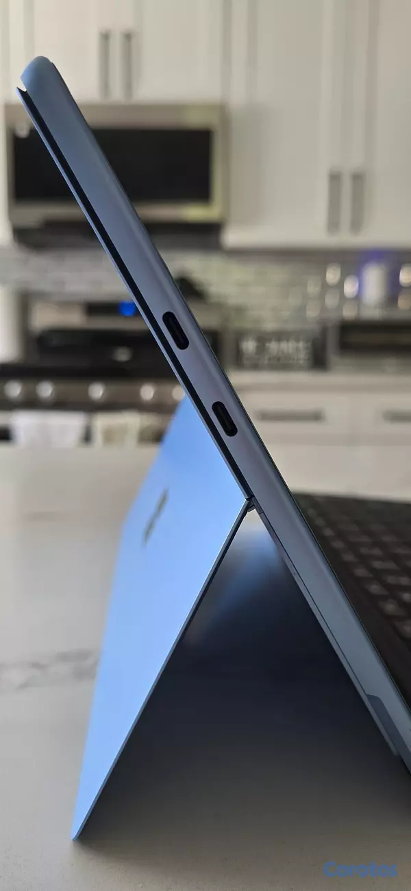 computadoras y laptops - Microsoft Surface pro 11th edition + Lapiz y Tecla 10