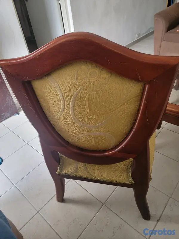 muebles y colchones - Butacas y mesa en caoba negociable 2