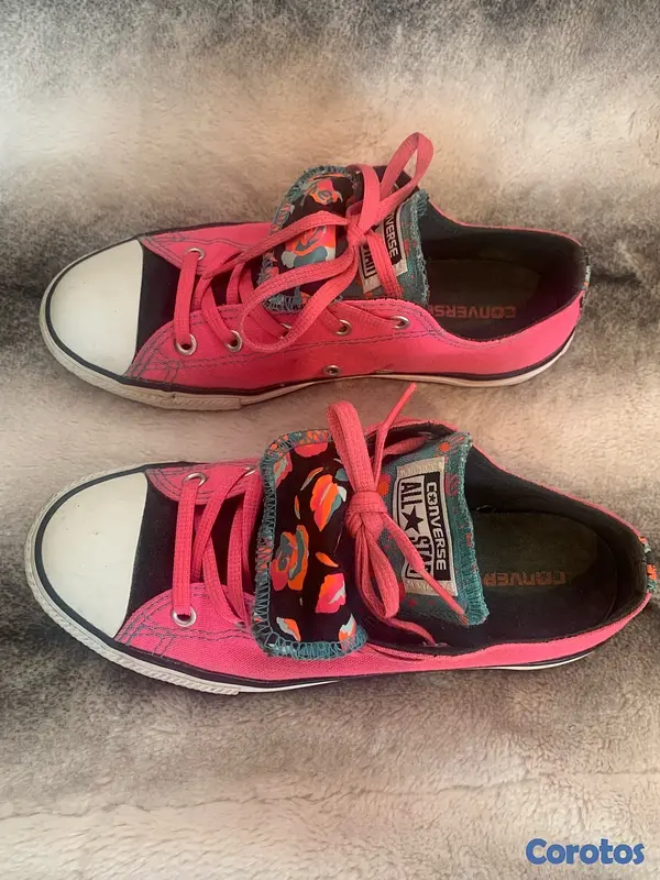zapatos para mujer - Tenis Converse edición limitada con doble lengua. Para niña o mujer size 6 1/2 2