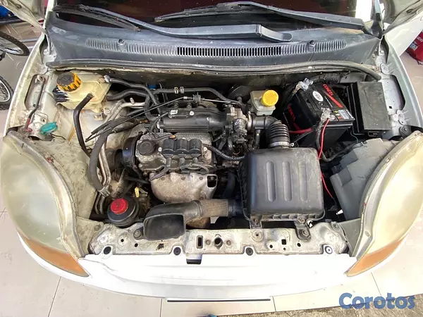 carros - Chevrolet spark 2010 11