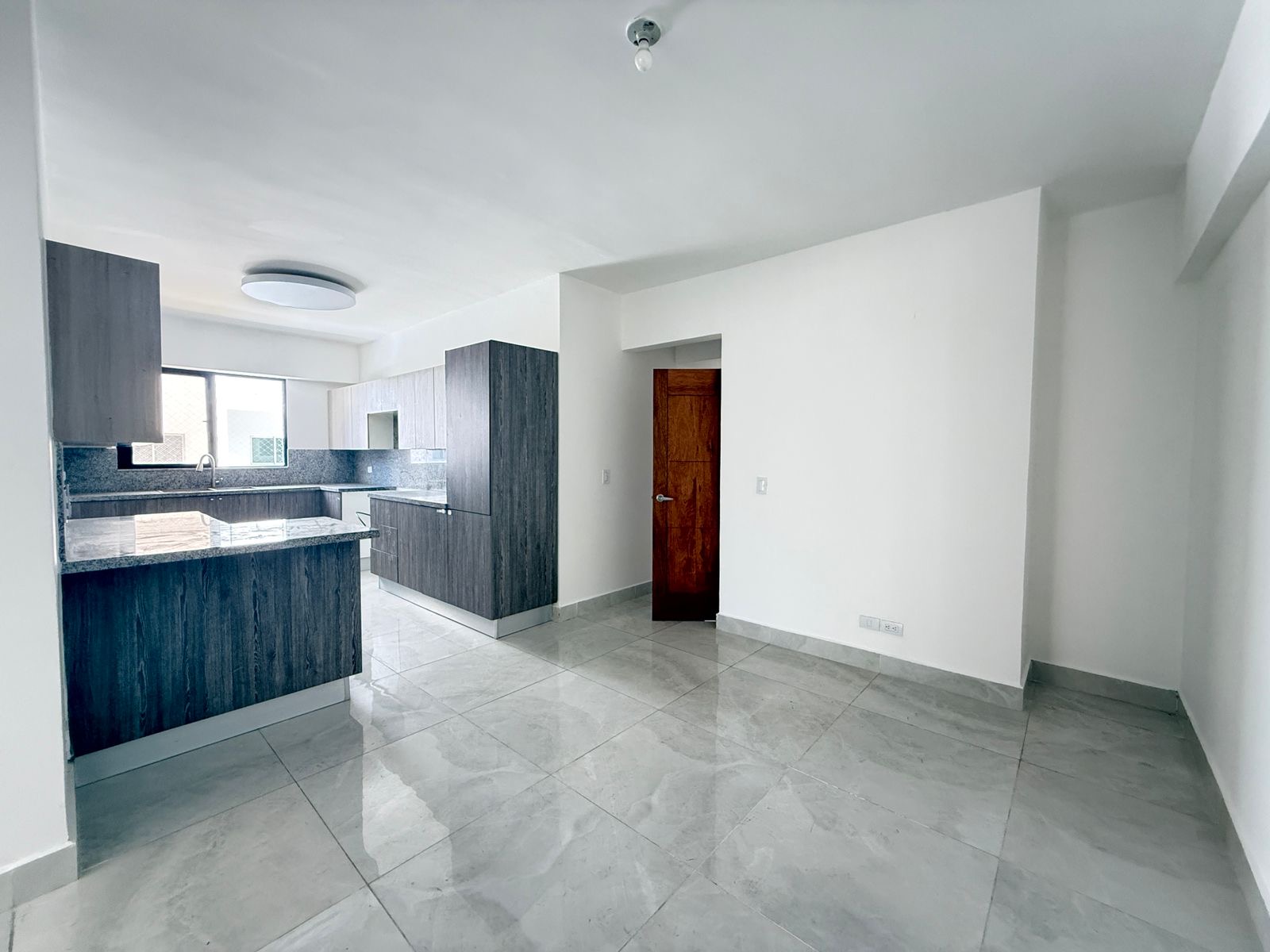 apartamentos - 📍Renacimiento📍vendo apartamento como nuevo 2 por 7
