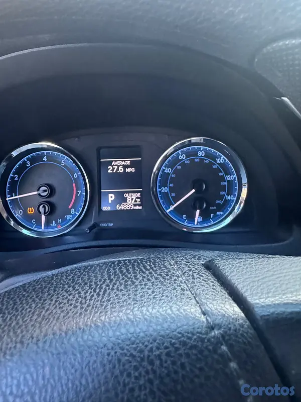 carros - Toyota Corolla LE 2017 4