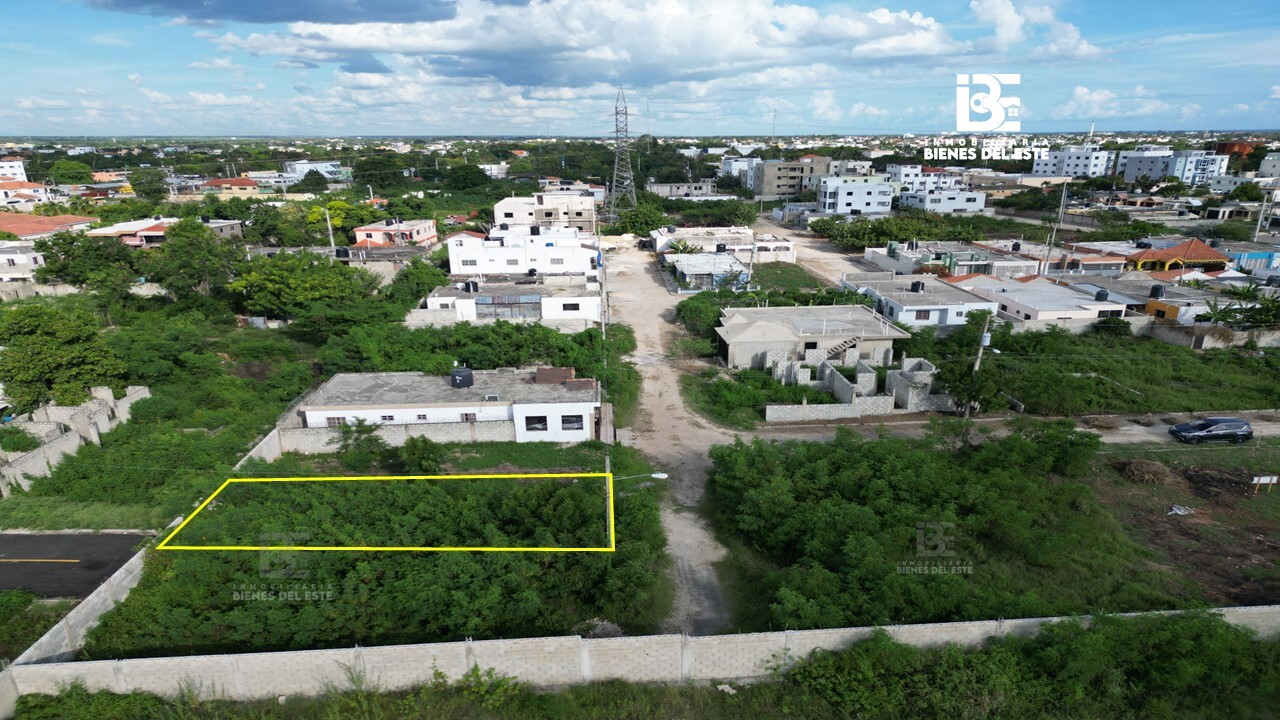 solares y terrenos - Se Vende Solar con 171 metros. Residencial Paraiso 0
