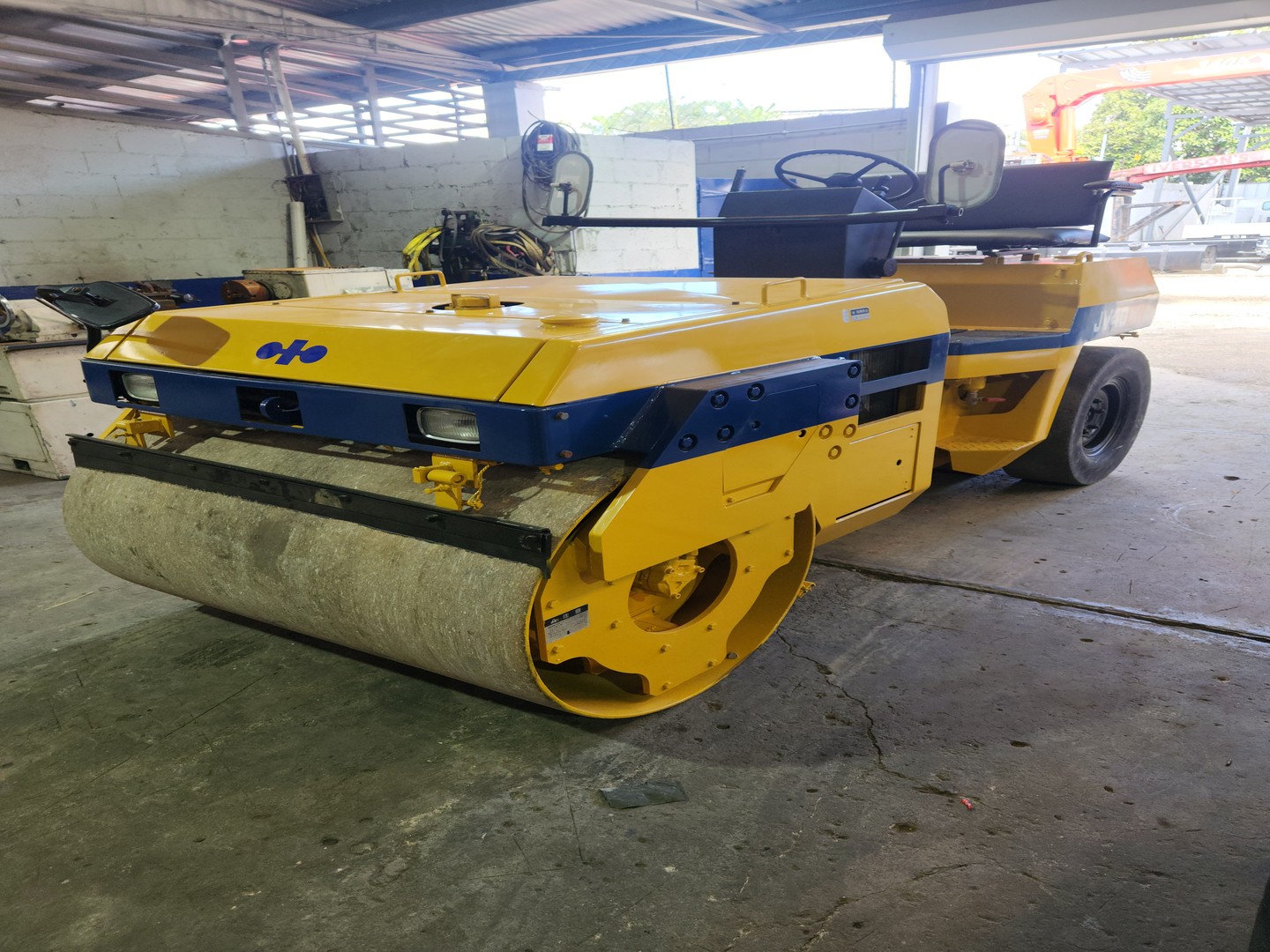 otros vehiculos - Rodillo combinado komatsu, recién importado de Japón.  6