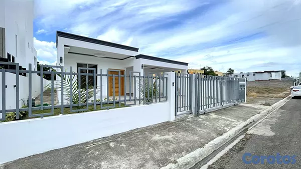 casas - CASA EN VENTA NUEVA, LLANOS DE GURABO, SANTIAGO. 2