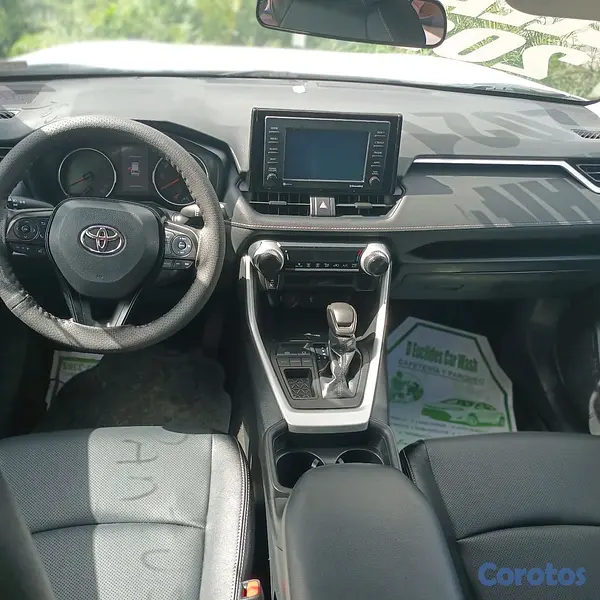 jeepetas y camionetas - TOYOTA RAV4 LE 2021 5