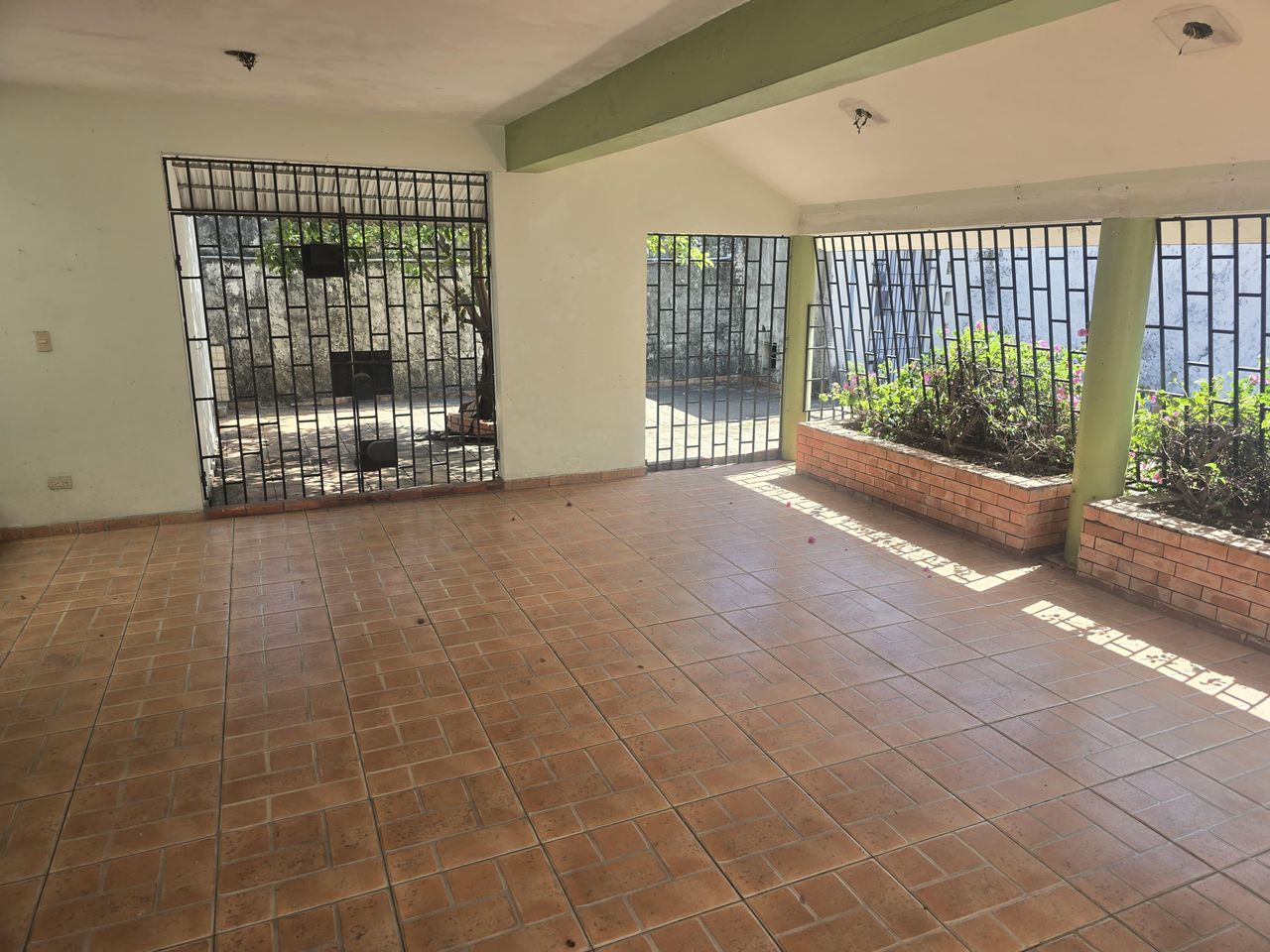 casas - Venta de casa en el millón  3