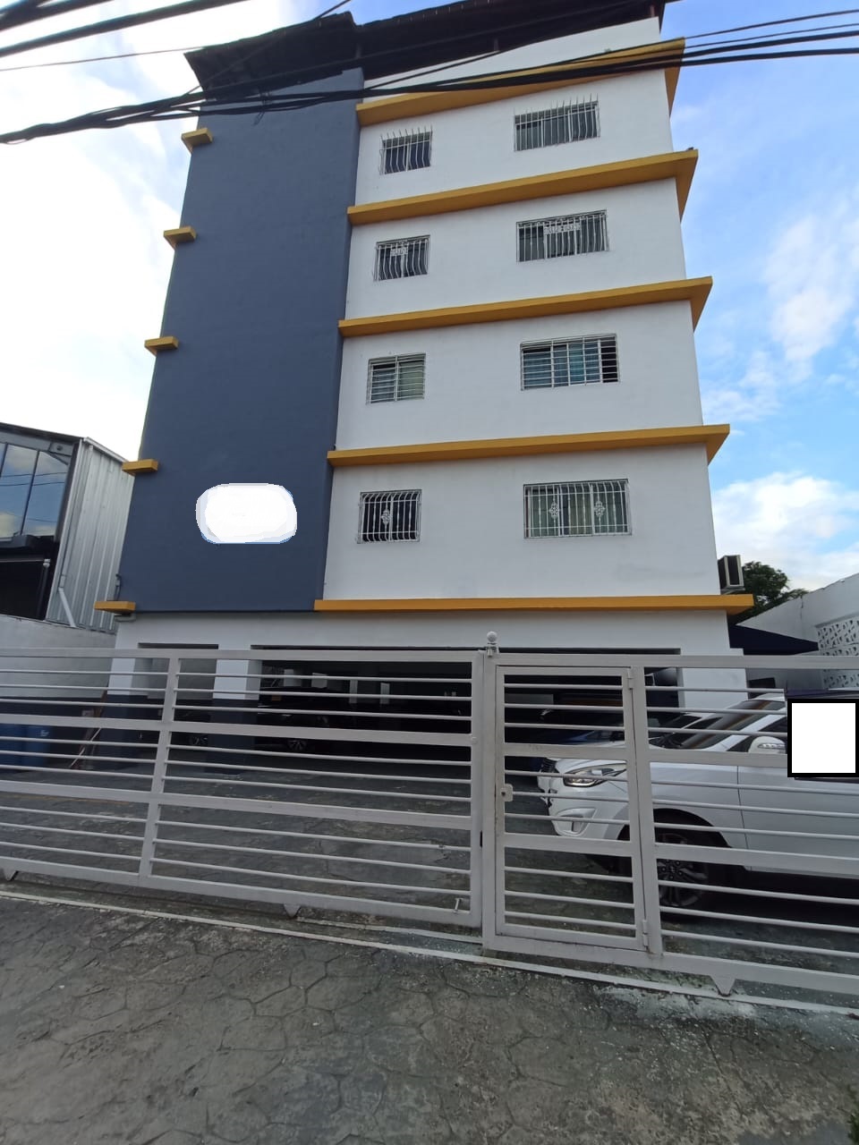 apartamentos -  Apartamento Ensanche Ozama  RD$ 7,300,000