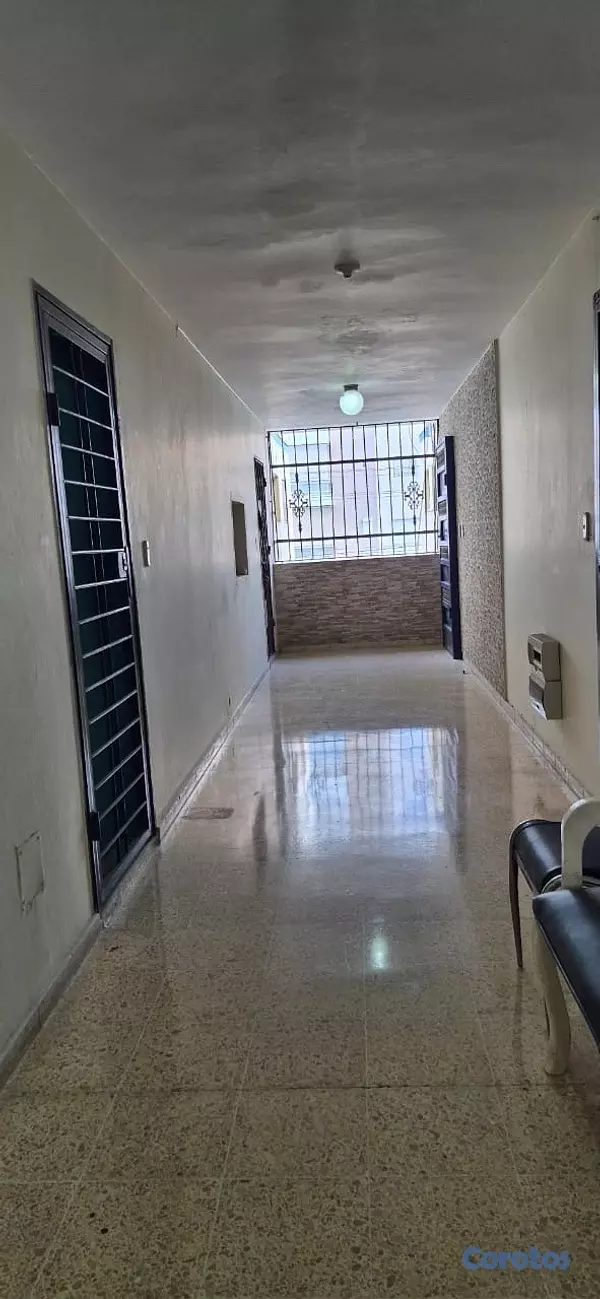oficinas y locales comerciales - local en alquiler en sector exclusivo Piantini.  3