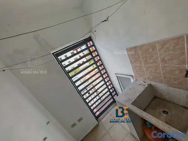 apartamentos - SE VENDE Apartamento con Tres Habitaciones y tres  10