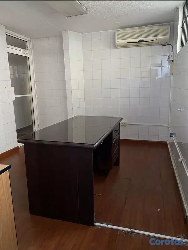 oficinas y locales comerciales - LOCAL COMERCIAL ENSANCHE JULIETA  6