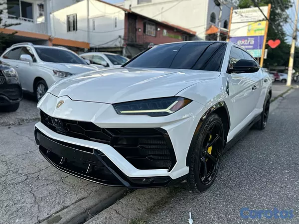 jeepetas y camionetas - Lamborghini Urus 2019  3