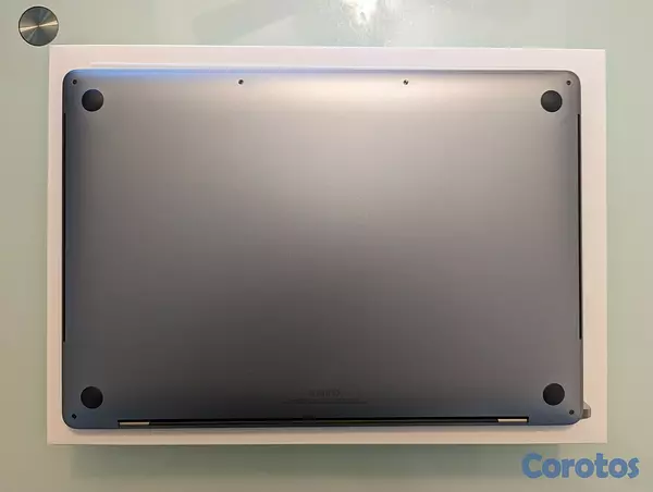 computadoras y laptops - 16-inch MacBook Pro (Space Grey), i9, 1TB, Configuracion Alta. 9