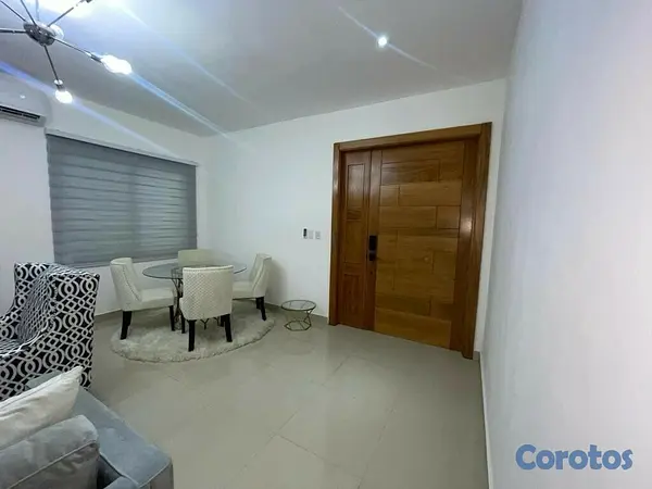 casas - Casa en Venta en la Romana. 200m2 de solar.

  2