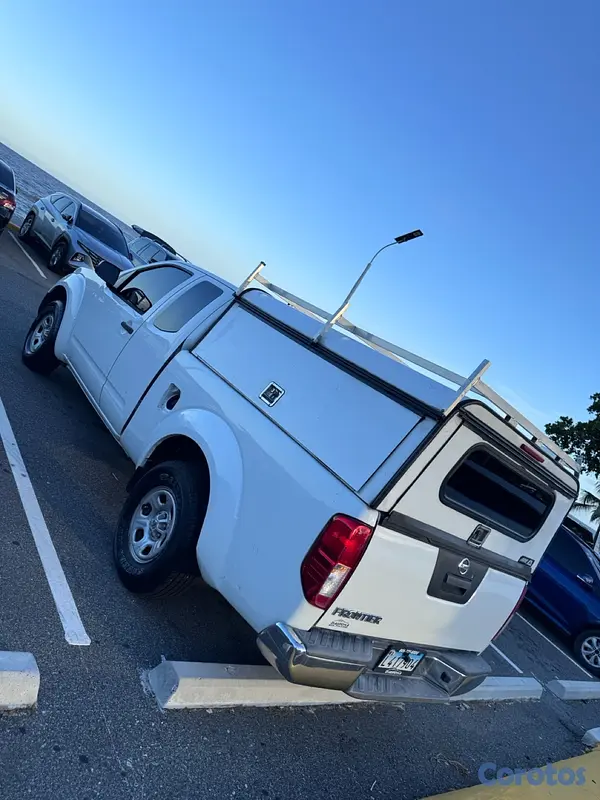 jeepetas y camionetas - NISSAN FRONTIER 2014 de oportunidad  4