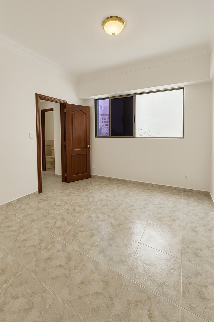 apartamentos - ALQUILO Piso 5 de 2 Habitaciones En Naco Próximo a Corazones Unidos Torre Olimpo 4
