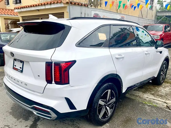 jeepetas y camionetas - Kia Sorento 2021 4