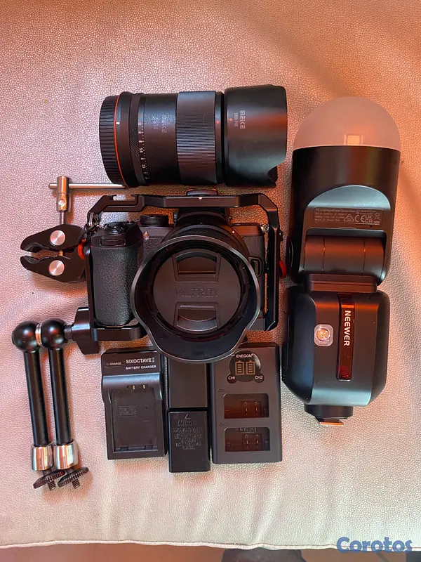 camaras y audio - Nikon z50 + dos lentes + flash +baterías extras y  6