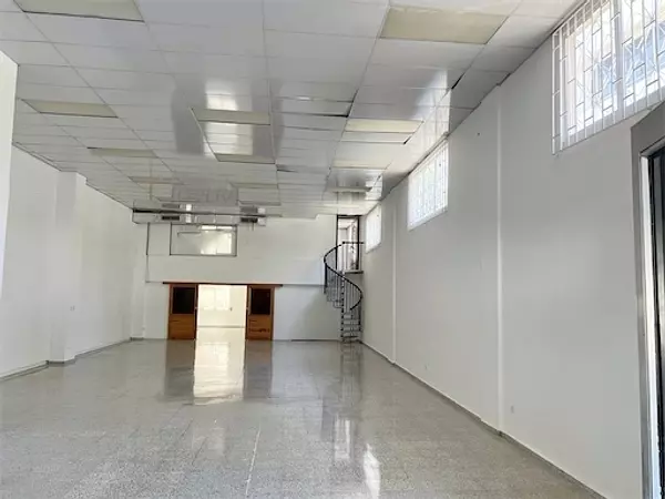 oficinas y locales comerciales - Local céntrico y comercial gazcue 6