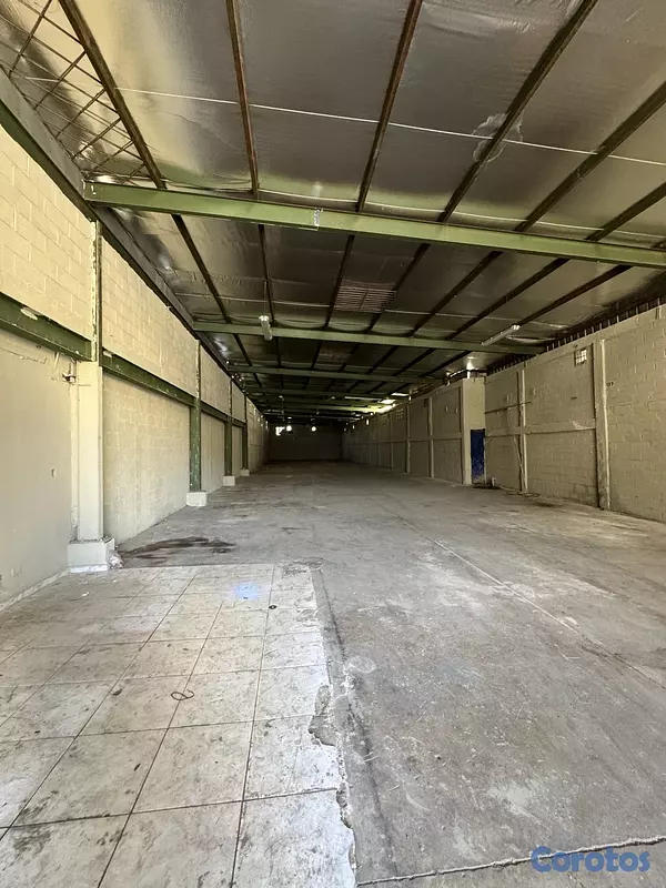 oficinas y locales comerciales - NAVE COMERCIAL 2