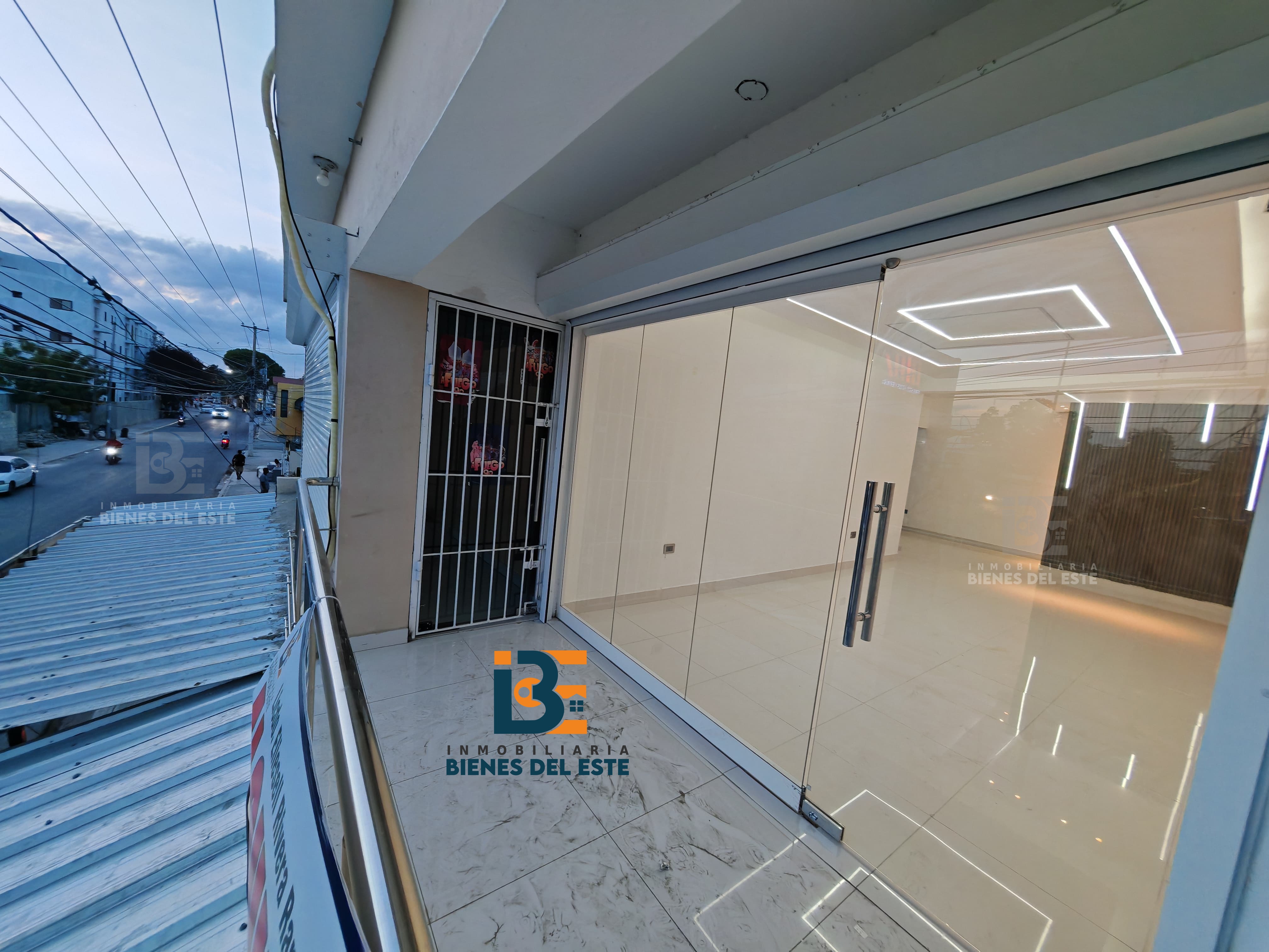 oficinas y locales comerciales - Se Renta Local Comercial en Barrio México