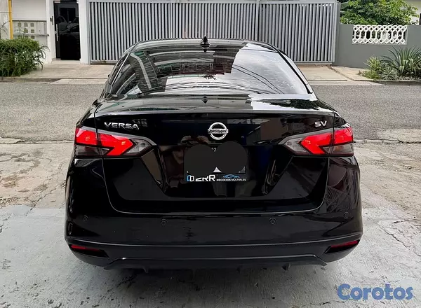 carros - Nissan Versa SV 2020 6