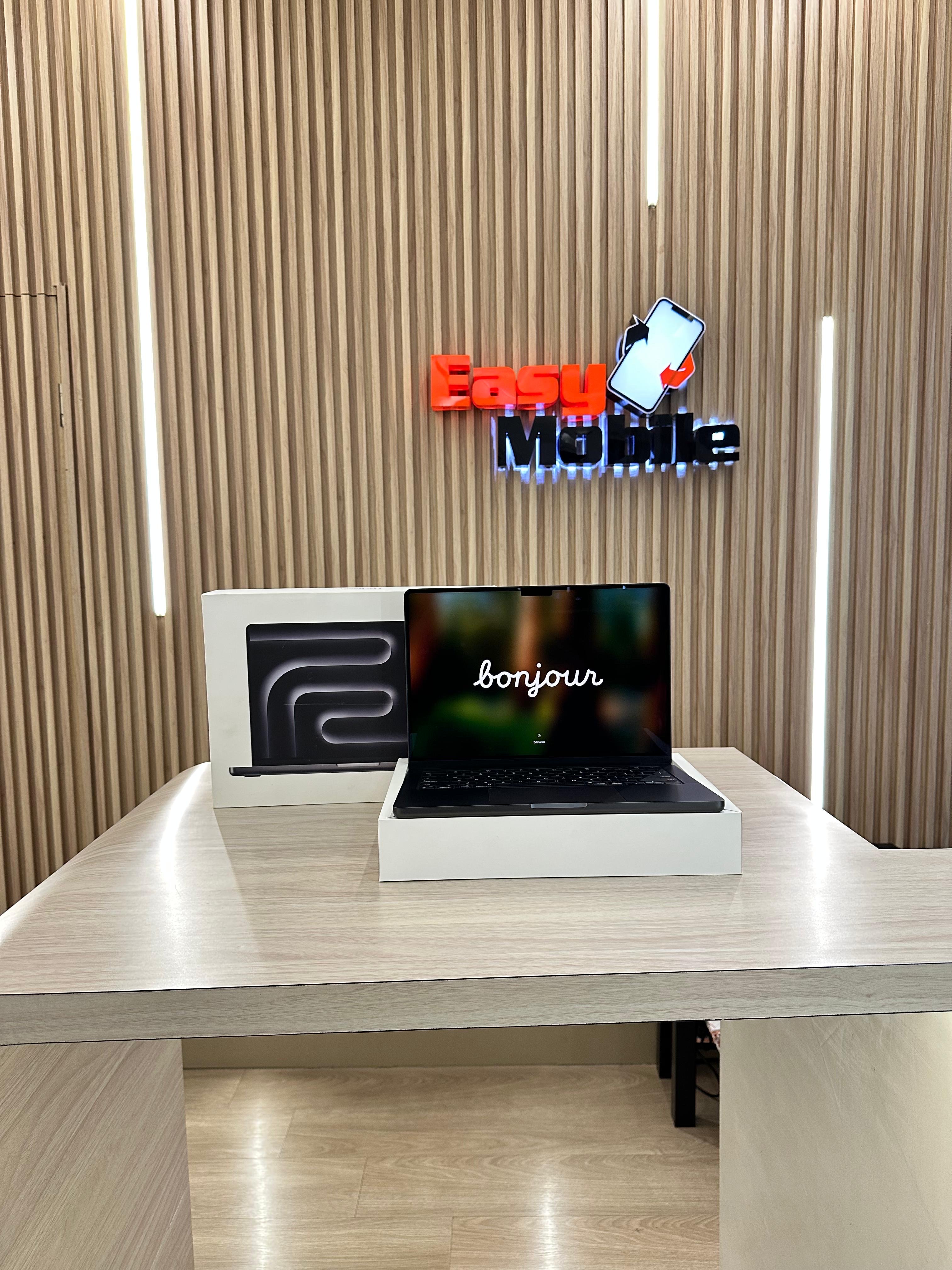 computadoras y laptops - MACBOOK PRO 14” M4 16GB RAM 512GB SSD OPEN BOX NUEVA 