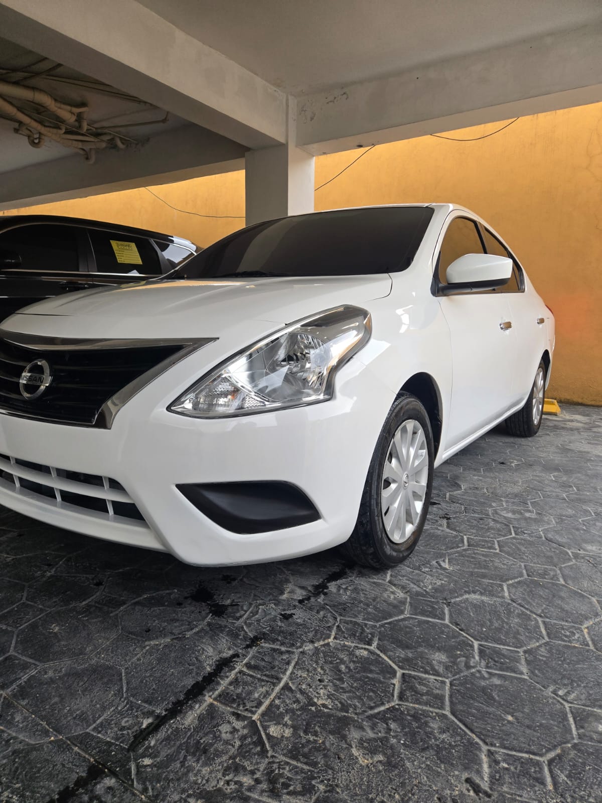 carros - Nissan versa 2017 0