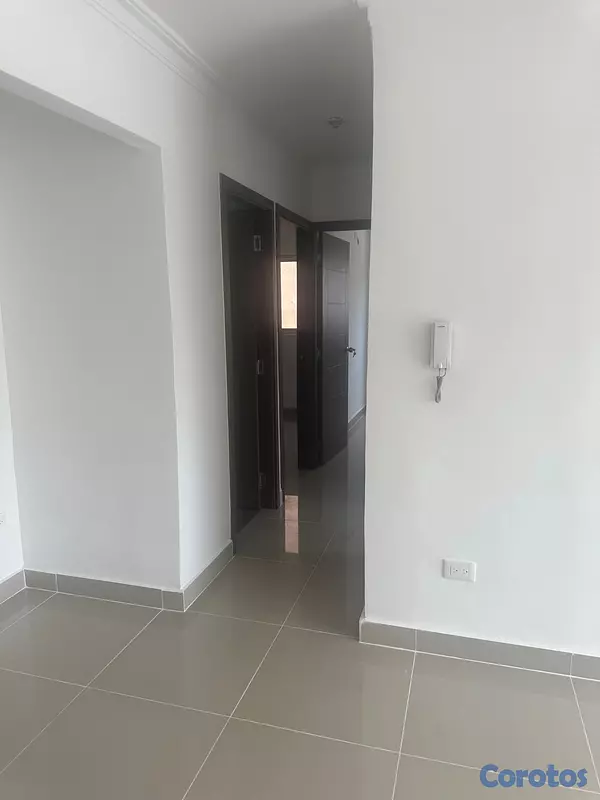 apartamentos - Alquilo apto Res. MNG 152 $27,000 con mantenimient 6