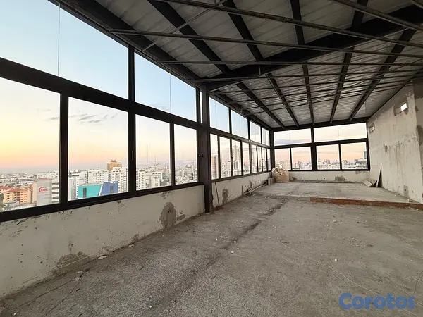 oficinas y locales comerciales - Local en Alquiler en Piantinin 5