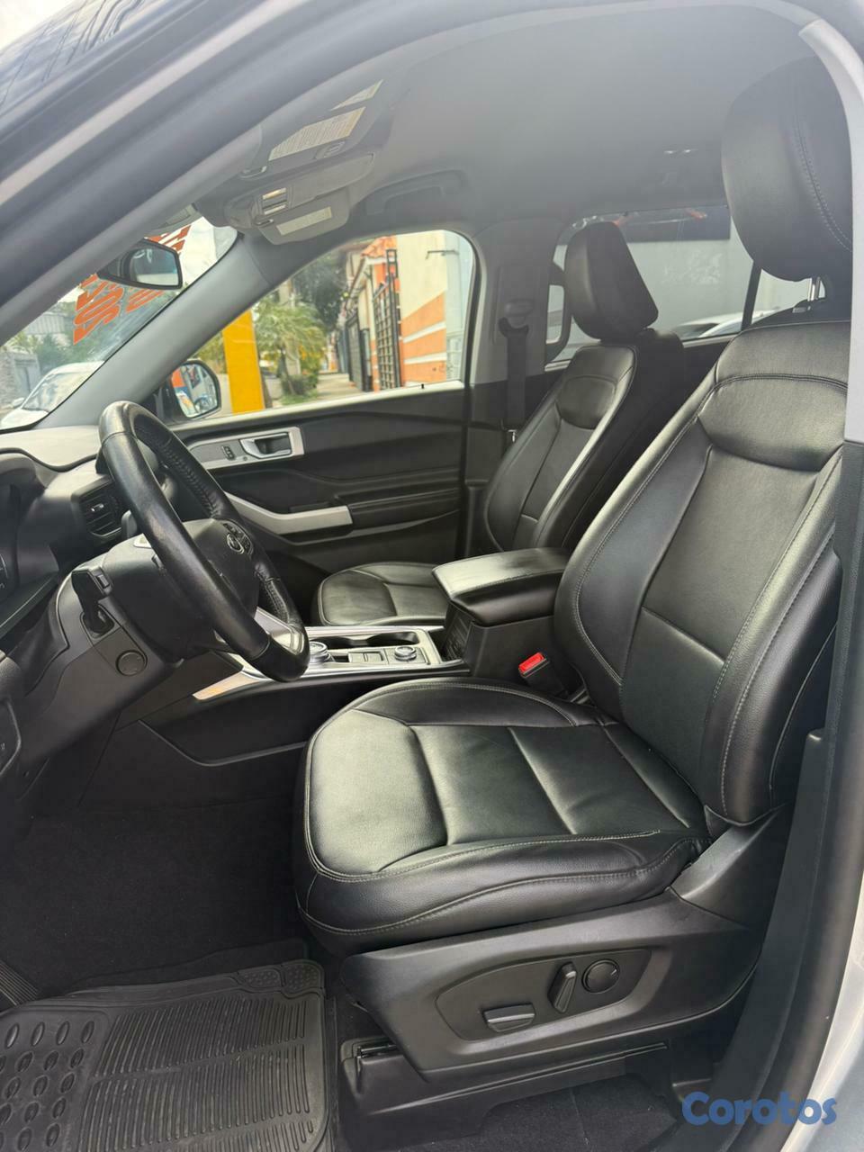 jeepetas y camionetas - Ford Explorer limited 4WD 2021 5