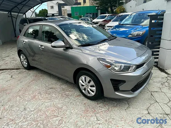 carros - Kia Rio S 2022 tipo hatchback 865,000 2