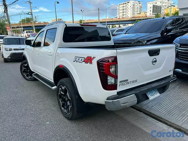 jeepetas y camionetas - Nissan Frontier NP300 2020 Modificada 5