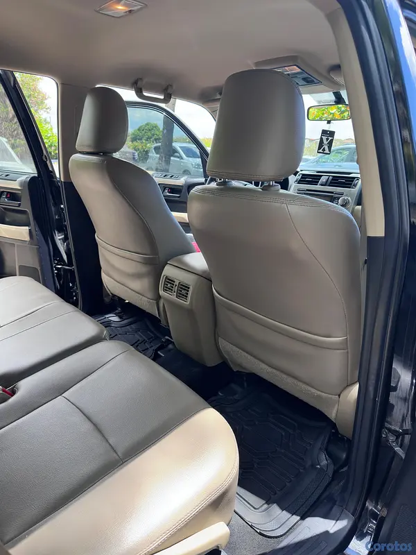 jeepetas y camionetas - Oferta Toyota 4Runner SR5 2011 Unico dueño. 8