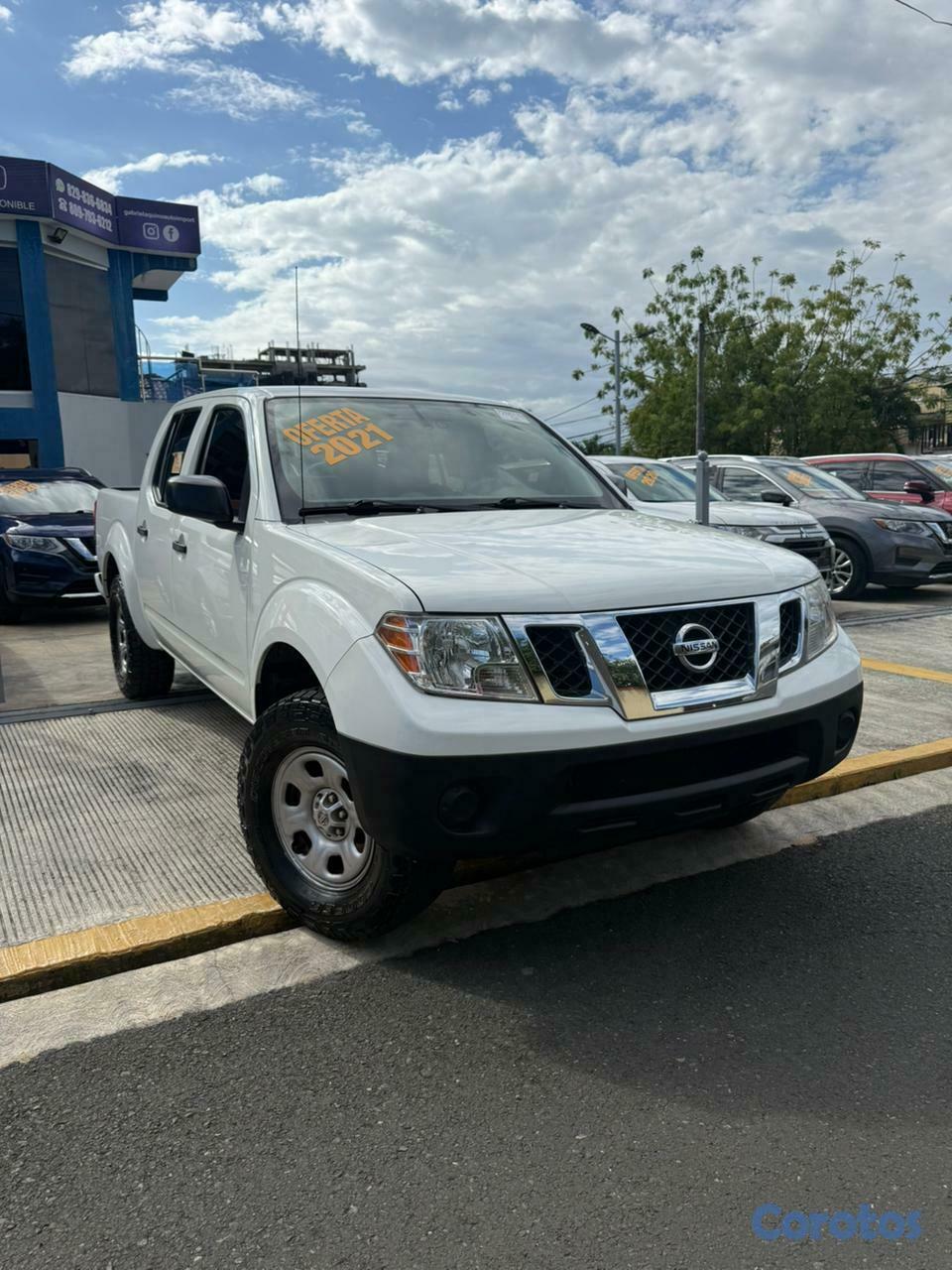 jeepetas y camionetas - Nissan Frontier Doble Cabina 2021 1