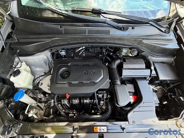 jeepetas y camionetas - Hyundai Santa Fe Sport 2 Filas 2WD 2018 $895,000 9