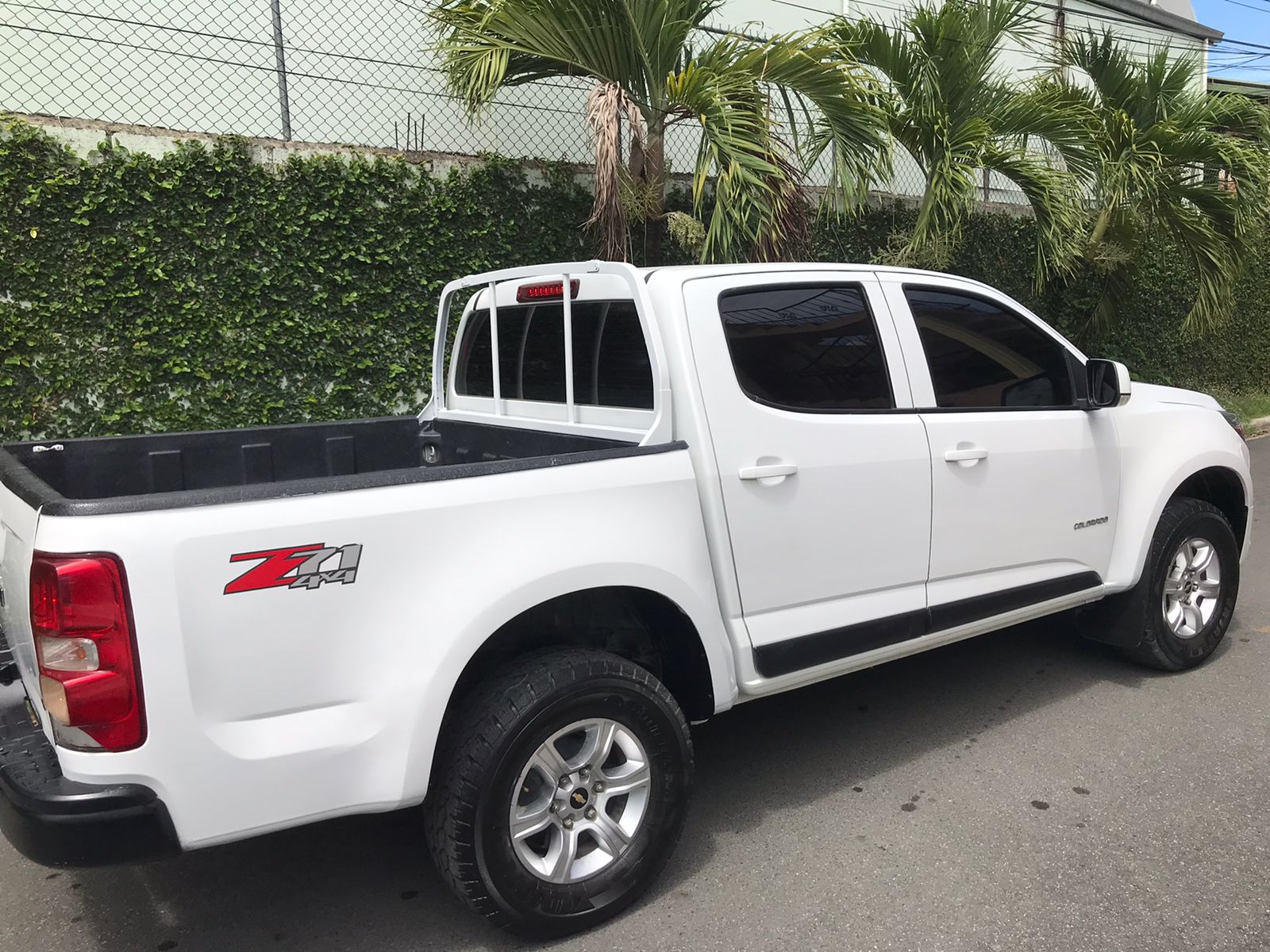 jeepetas y camionetas - CHEVROLET COLORADO LX 4X4 2020 3