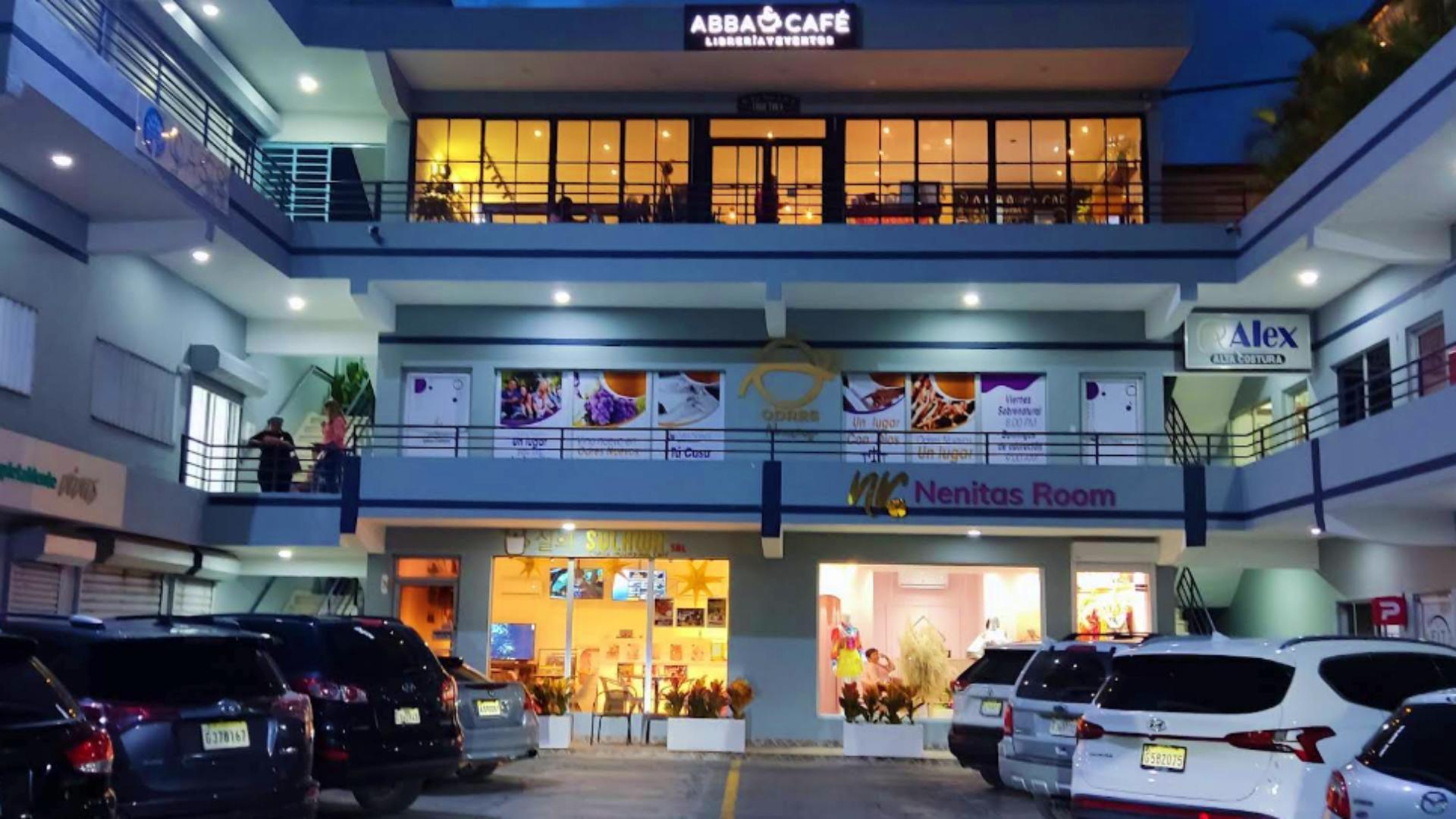 oficinas y locales comerciales - Furnished Office – Evaristo Morales 55mts. Move-In Ready – 2nd Floor