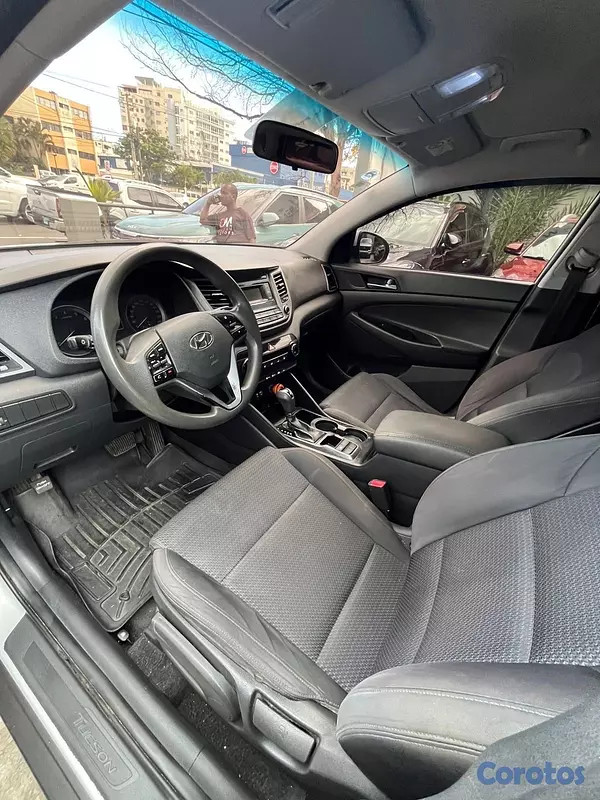 jeepetas y camionetas - Hyundai Tucson 2017
 4