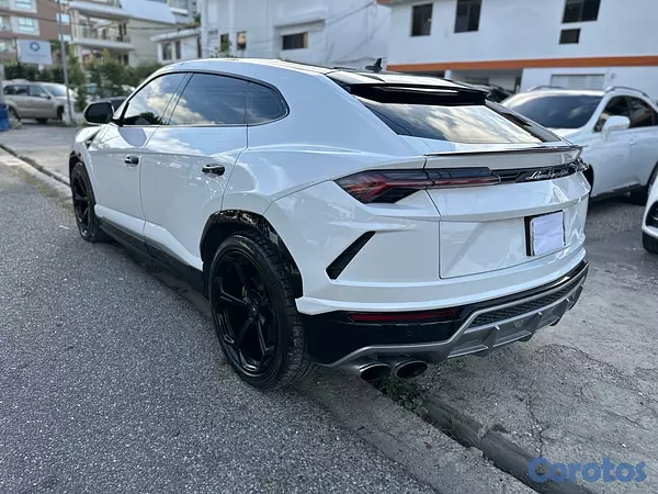 jeepetas y camionetas - Lamborghini Urus 2019  4