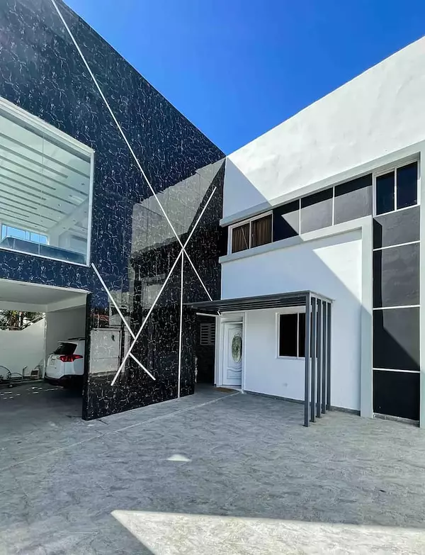 casas - Casa de lujo con Piscina, Corales del Sur 4