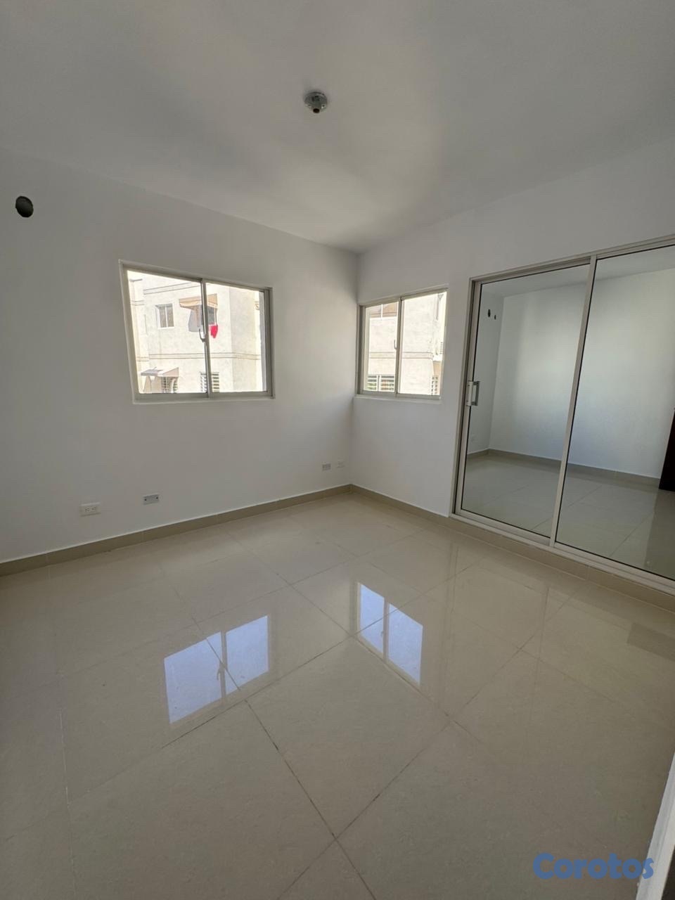 apartamentos - vendo nuevas terraza tres habitaciones dos baños dos parqueos balcón servicio  3