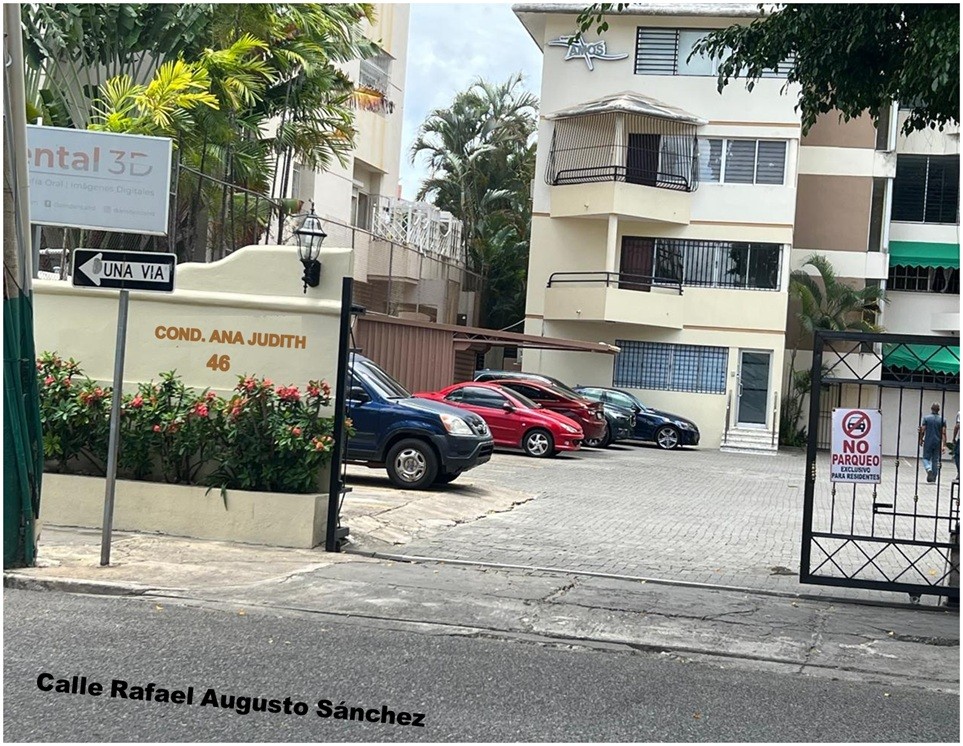 oficinas y locales comerciales - LOCAL DE OFICINAS EN ENSANCHE NACO, 74 Mts.2, 3er. NIVEL 9