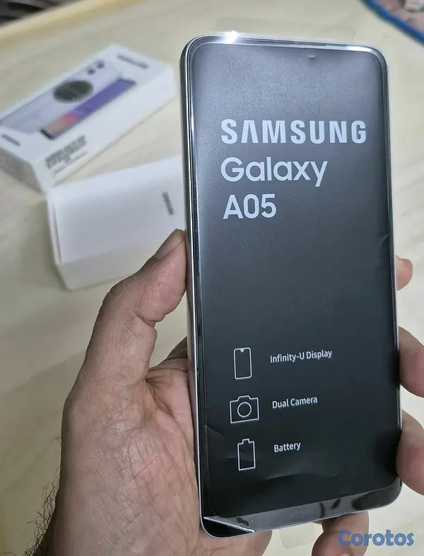 celulares y tabletas - Samsung Galaxy A05 64GB Plateado NUEVO Claro RD$5,400 NEGOCIABLE  2