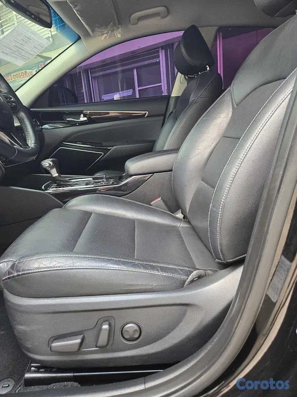 carros - KIA K7 2018 NEGRO 5