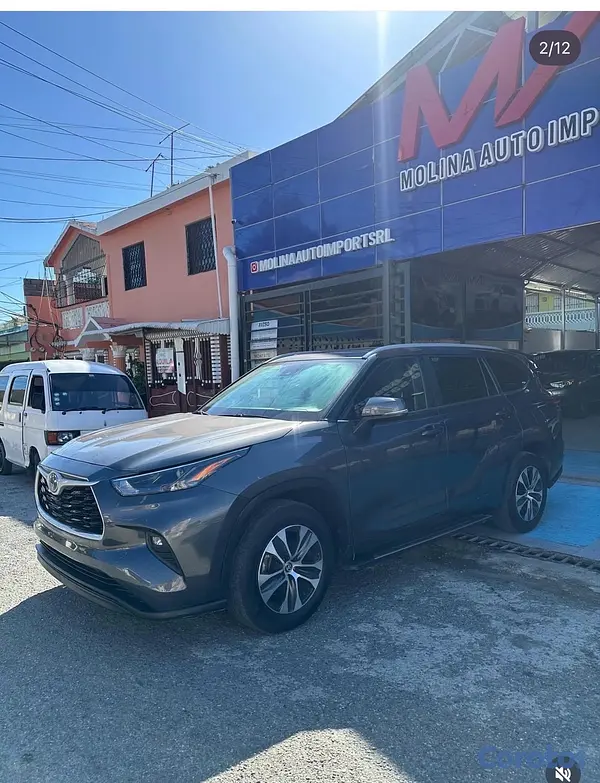 jeepetas y camionetas - Toyota Highlander HYBRID XLE 2023 2