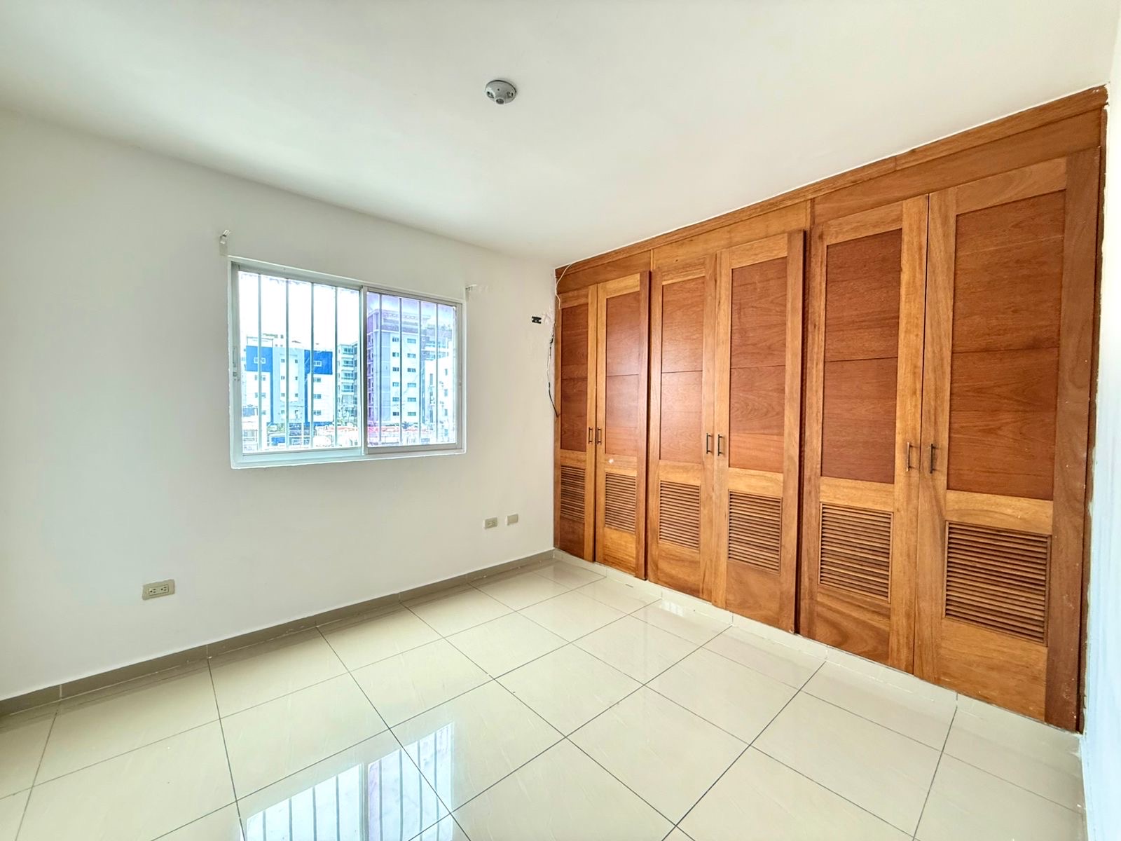 apartamentos - Amplio apartamento de 3 habitaciones en Bella Vista en alquiler  5