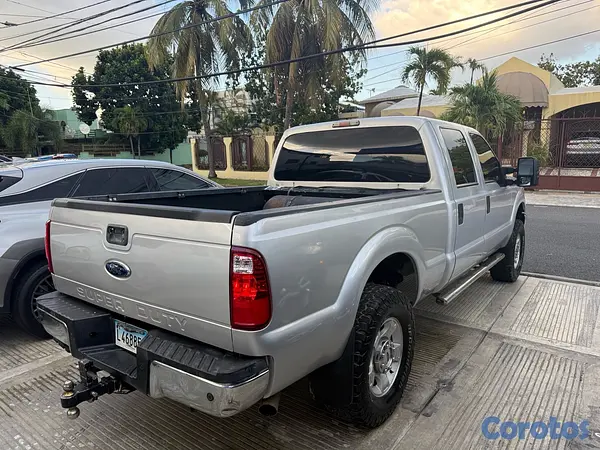 jeepetas y camionetas - Ford F250 Super Duty 5
