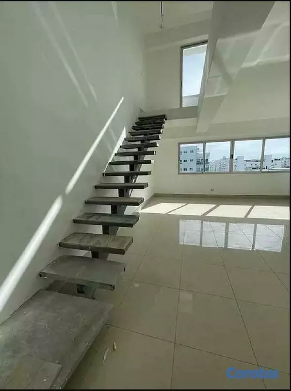 penthouses - Penthouse en Evaristo Morales de 3 habitaciones y 3 parqueos 7
